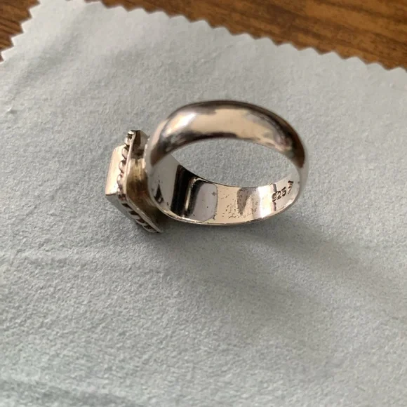 Silver ring - Picture 3 of 4